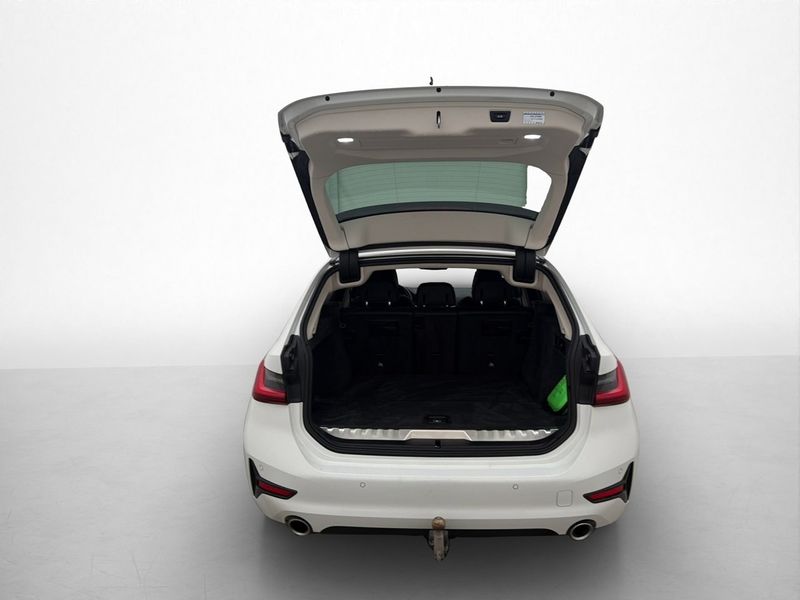 BMW 330 bild 17