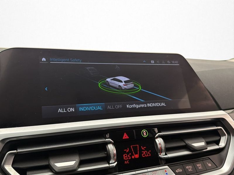 BMW 330 bild 26
