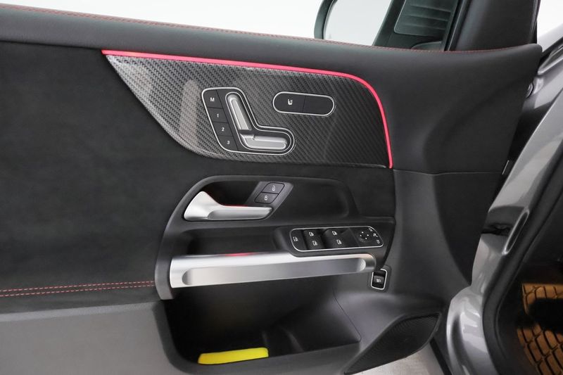 Mercedes GLB200 bild 22