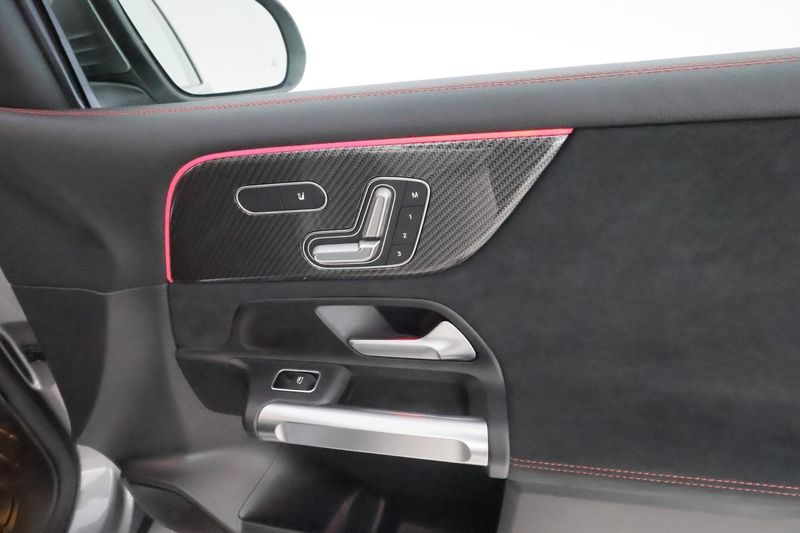 Mercedes GLB200 bild 32
