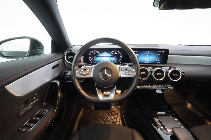 Mercedes CLA200 bild 9