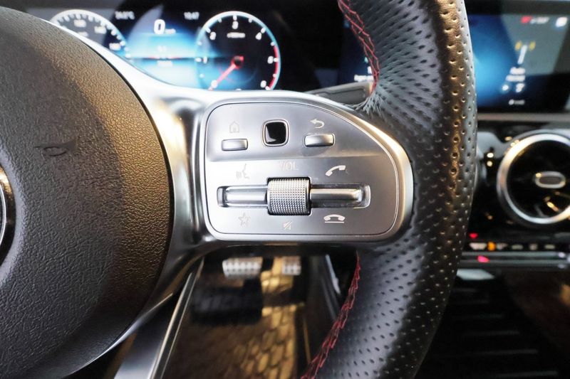 Mercedes CLA200 bild 21