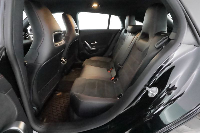 Mercedes CLA200 bild 12