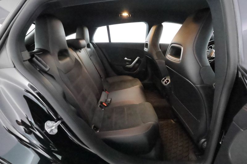 Mercedes CLA200 bild 15