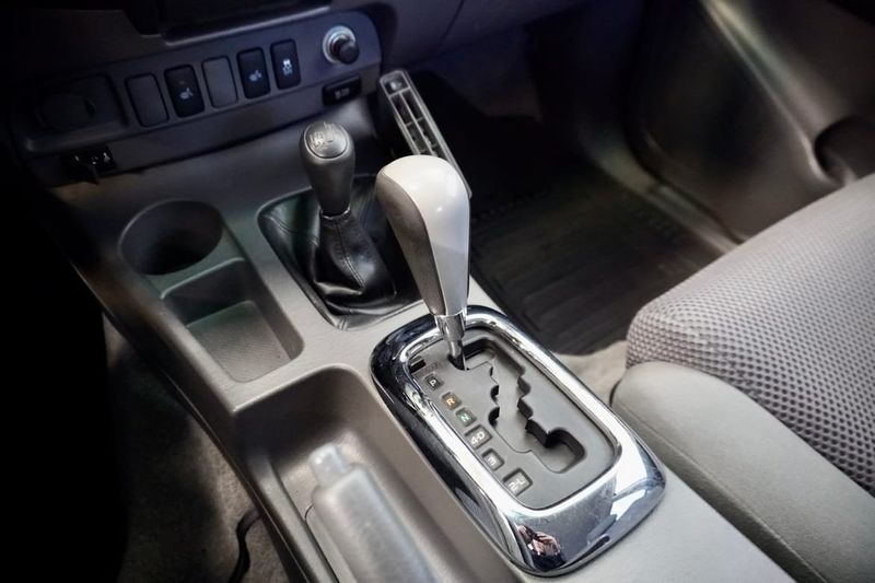 Toyota Hilux bild 14