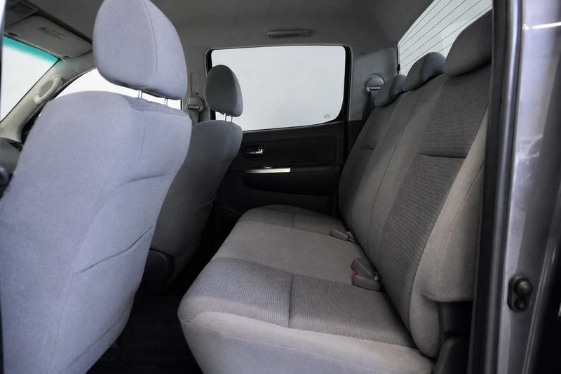 Toyota Hilux bild 18
