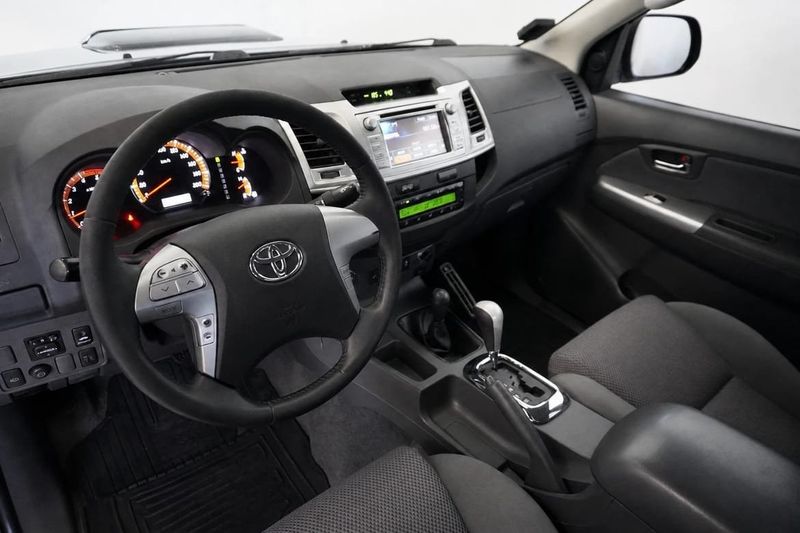 Toyota Hilux bild 11