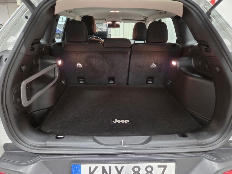 Jeep Cherokee bild 8