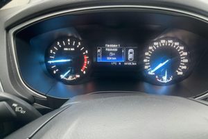 Ford Mondeo bild 10
