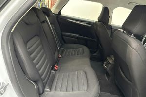 Ford Mondeo bild 8