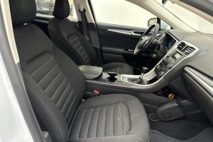 Ford Mondeo bild 7