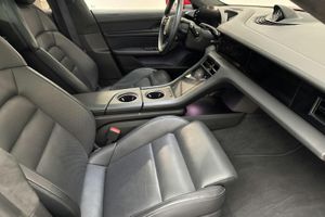 Porsche Taycan bild 7