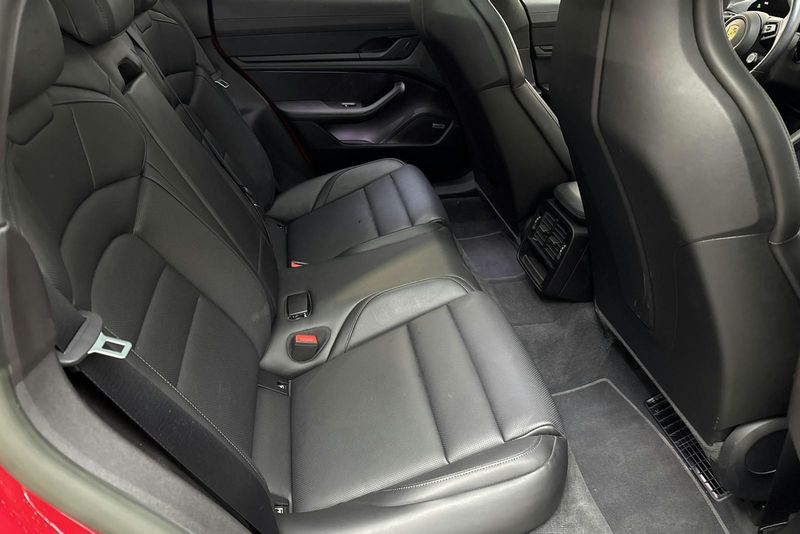 Porsche Taycan bild 8