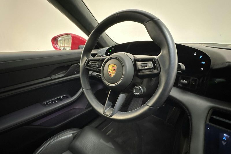Porsche Taycan bild 15