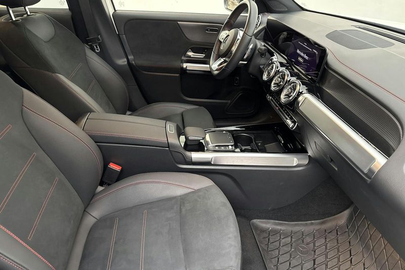 Mercedes EQB300 bild 7