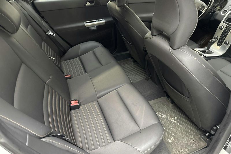 Volvo V50 bild 8