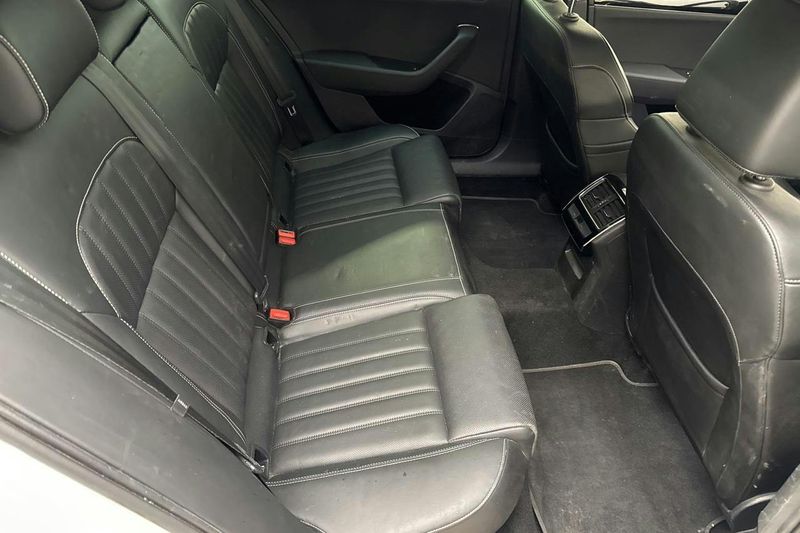 Skoda Superb bild 8