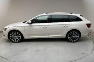 Skoda Superb bild 2