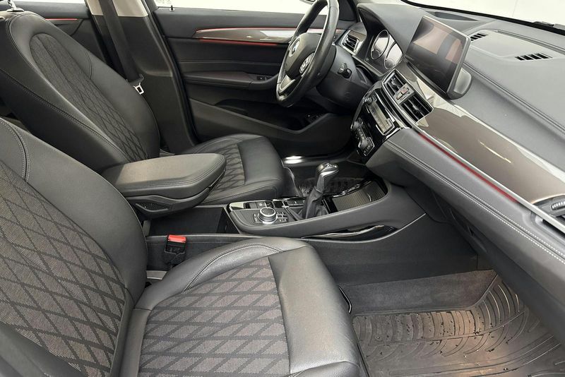 BMW X1 bild 7