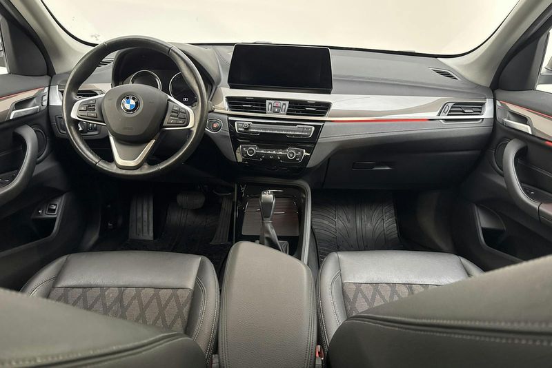 BMW X1 bild 6