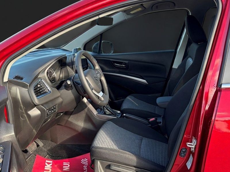Suzuki S-CROSS bild 5