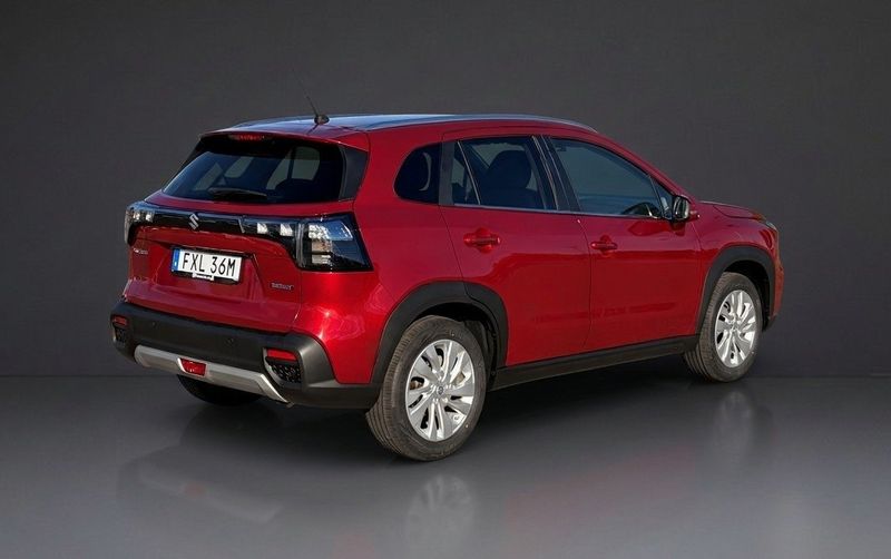 Suzuki S-CROSS bild 3