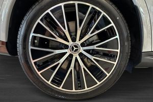 Mercedes GLC400 bild 7