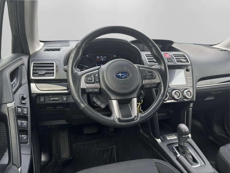 Subaru Forester bild 10