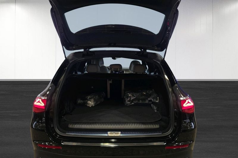 Mercedes E300 bild 13