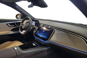 Mercedes E300 bild 9