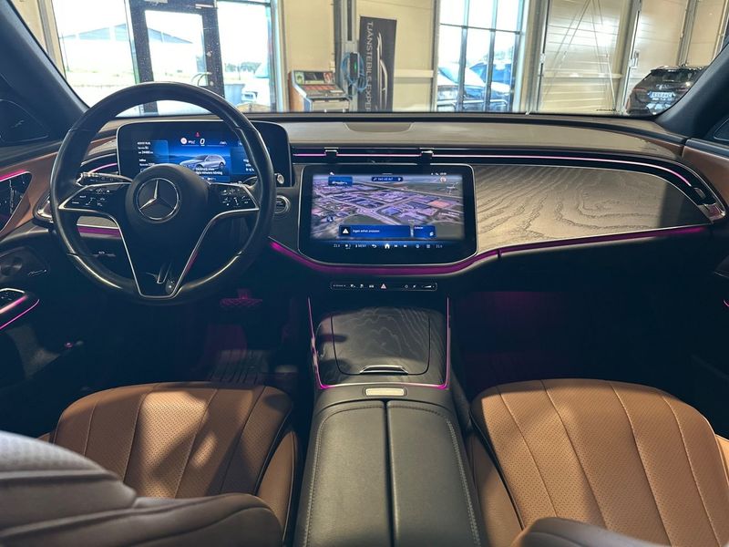 Mercedes E300 bild 16