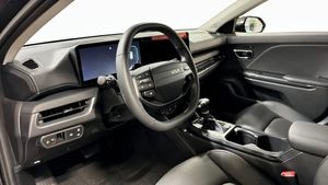 Kia K4 bild 8