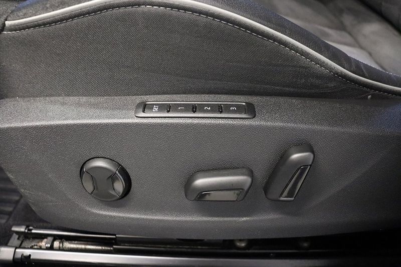 Skoda Enyaq bild 16