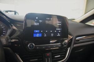 Ford Fiesta bild 12