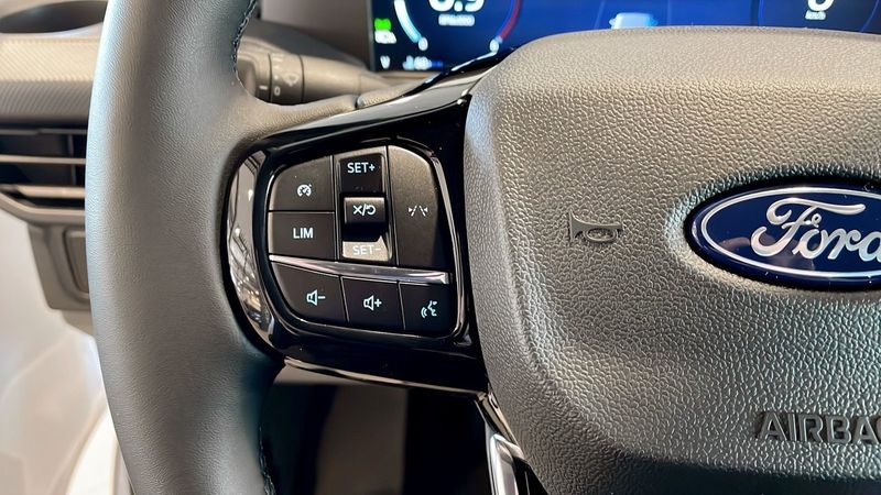 Ford Custom bild 15