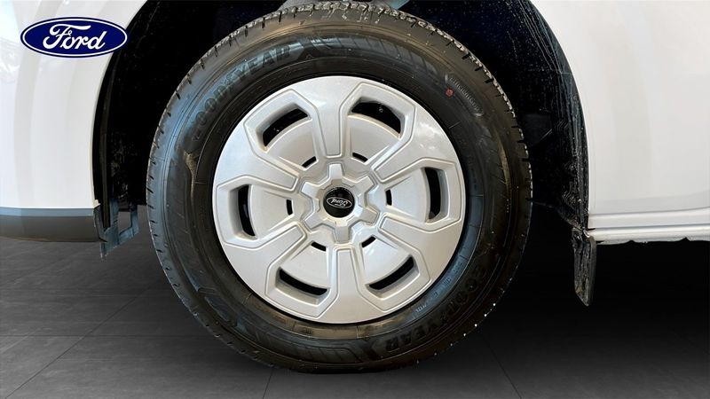 Ford Custom bild 9