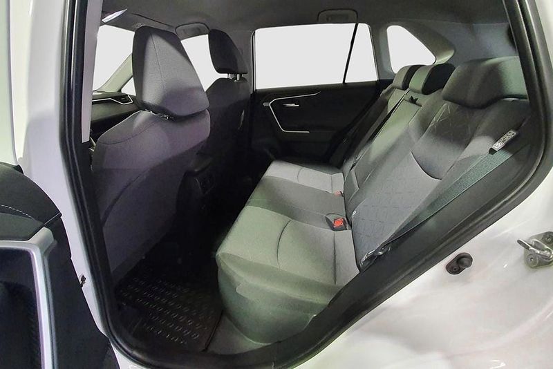 Toyota RAV4 bild 19