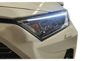 Toyota RAV4 bild 10