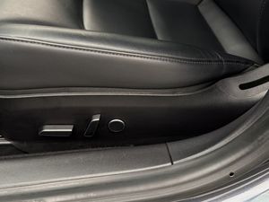 Tesla Model 3 bild 26