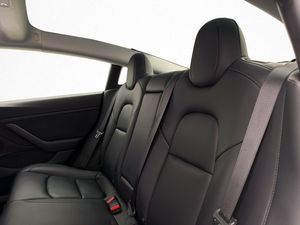 Tesla Model 3 bild 23