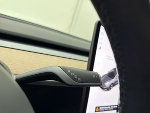 Tesla Model 3 bild 24