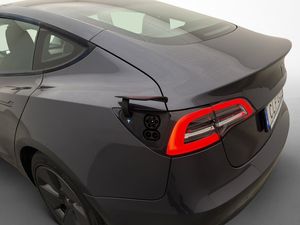 Tesla Model 3 bild 9