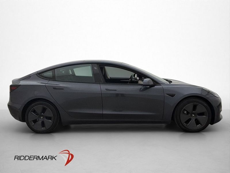 Tesla Model 3 bild 8