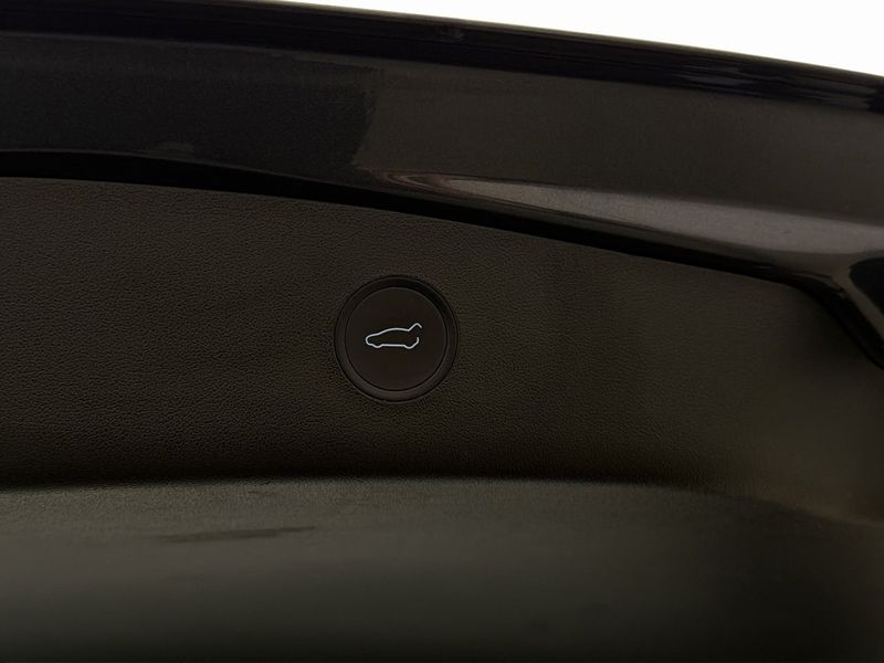 Tesla Model 3 bild 27