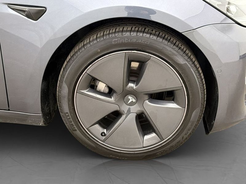 Tesla Model 3 bild 31