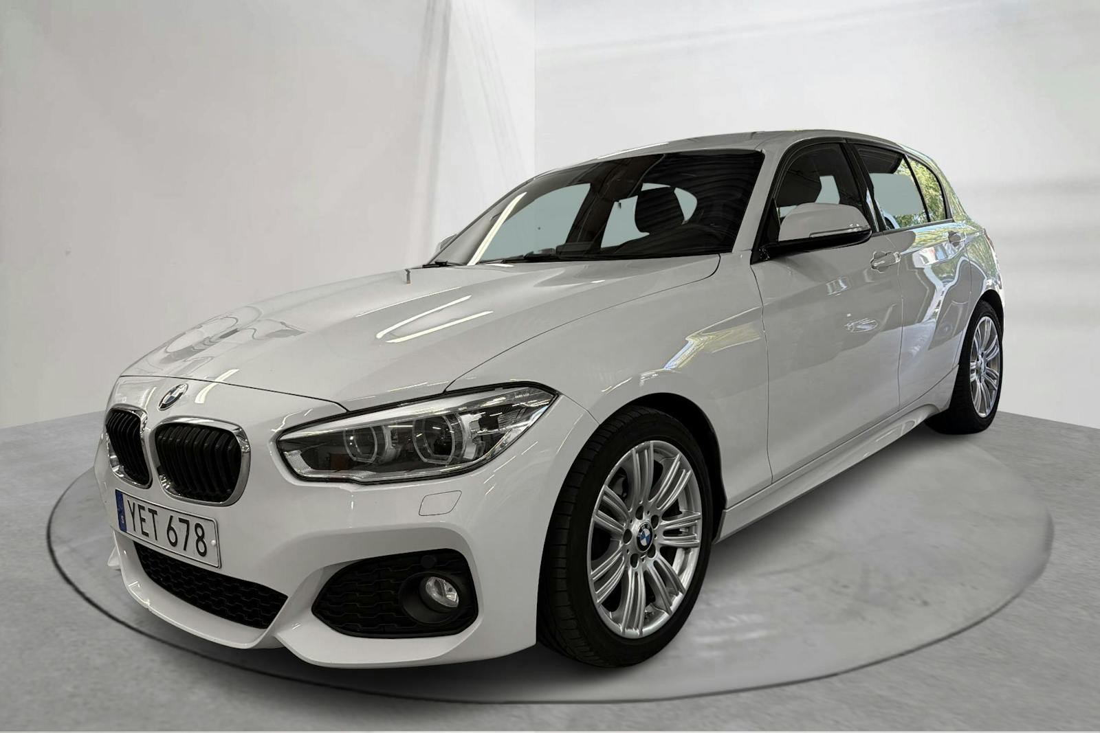 BMW 118