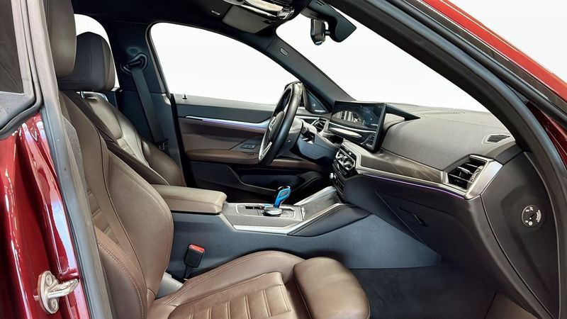 BMW i4 bild 3