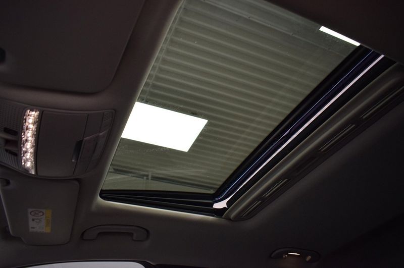 Mercedes GLC250 bild 26