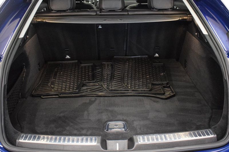 Mercedes GLC250 bild 23