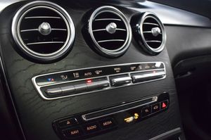 Mercedes GLC250 bild 18